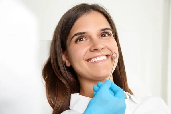 The Benefits of Choosing Cosmetic Dentistry Today
